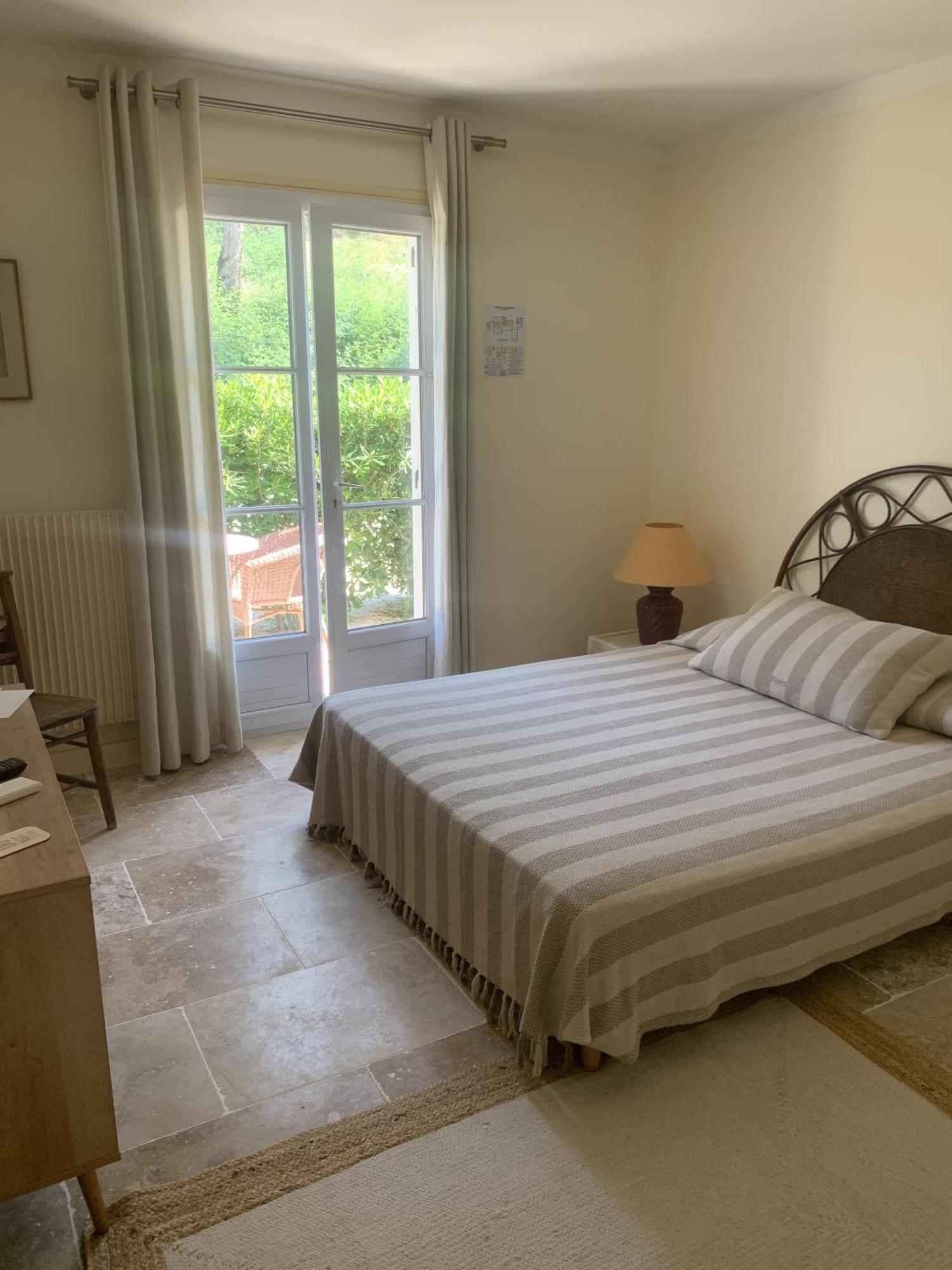 Hotel La Boulangerie Grimaud Room photo